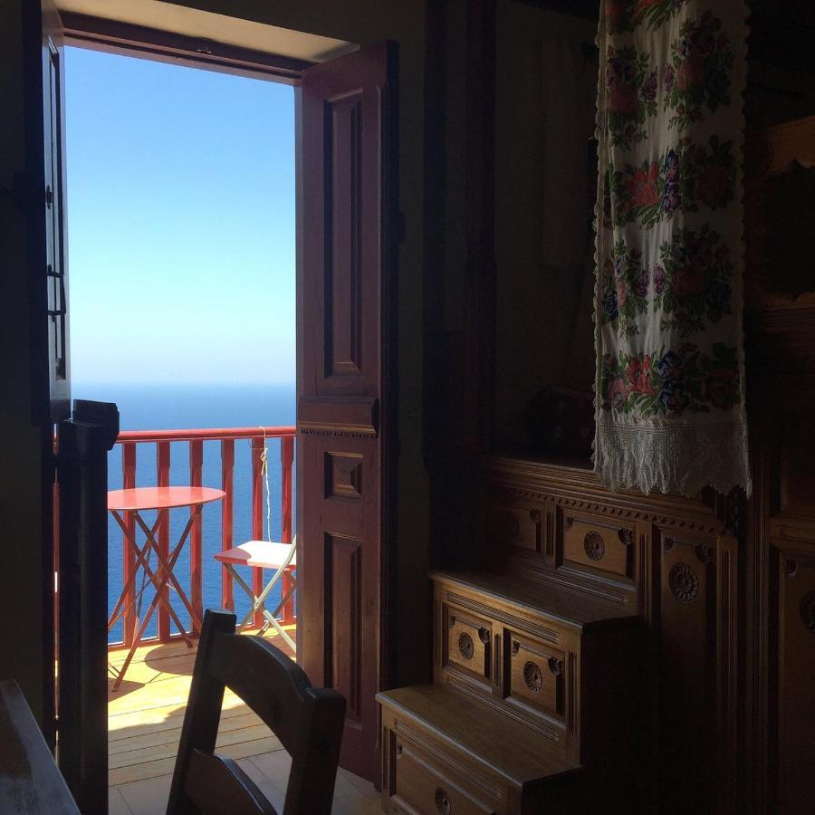 Anemos Guest House Karpathos Olympos  Esterno foto